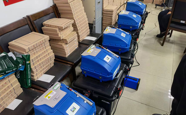 秦皇島生態(tài)環(huán)境局-PF-300非甲烷總烴分析儀交付驗(yàn)收 秦皇島生態(tài)環(huán)境局-PF-300非甲烷總烴分析儀交付驗(yàn)收